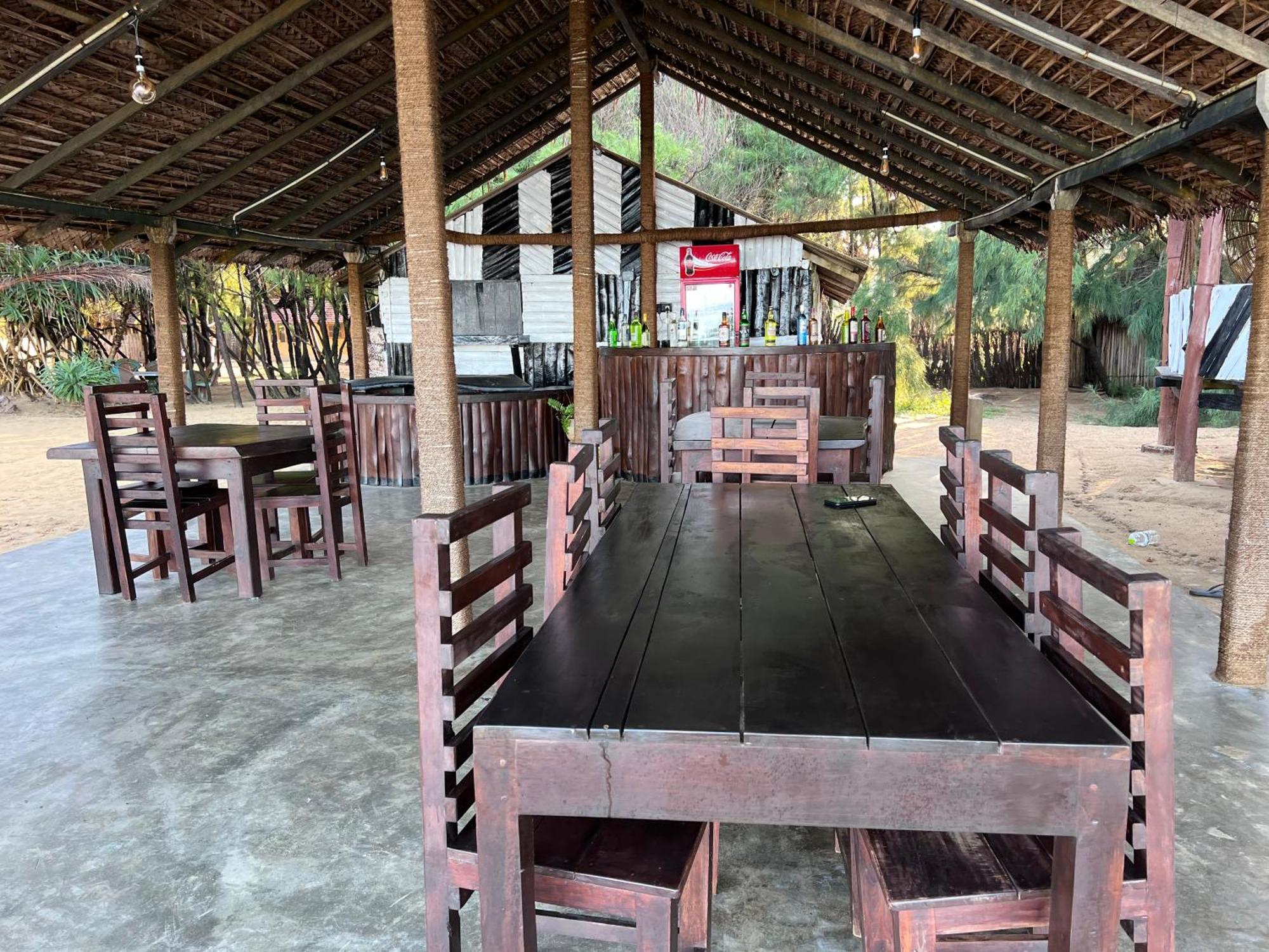 โรงแรมโอมีสา บีช คัลพิทิยา ภายนอก รูปภาพ